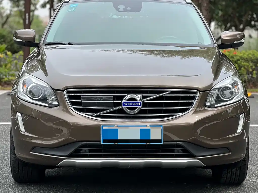 Volvo XC60 2016 — фото 11