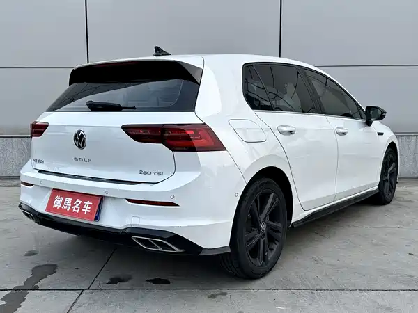 Volkswagen Golf 2022