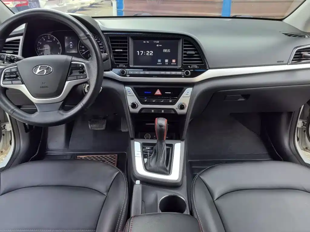 Hyundai Celesta 2017 — фото 10