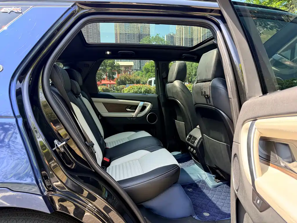 Land Rover Discovery Sport 2021 — фото 17
