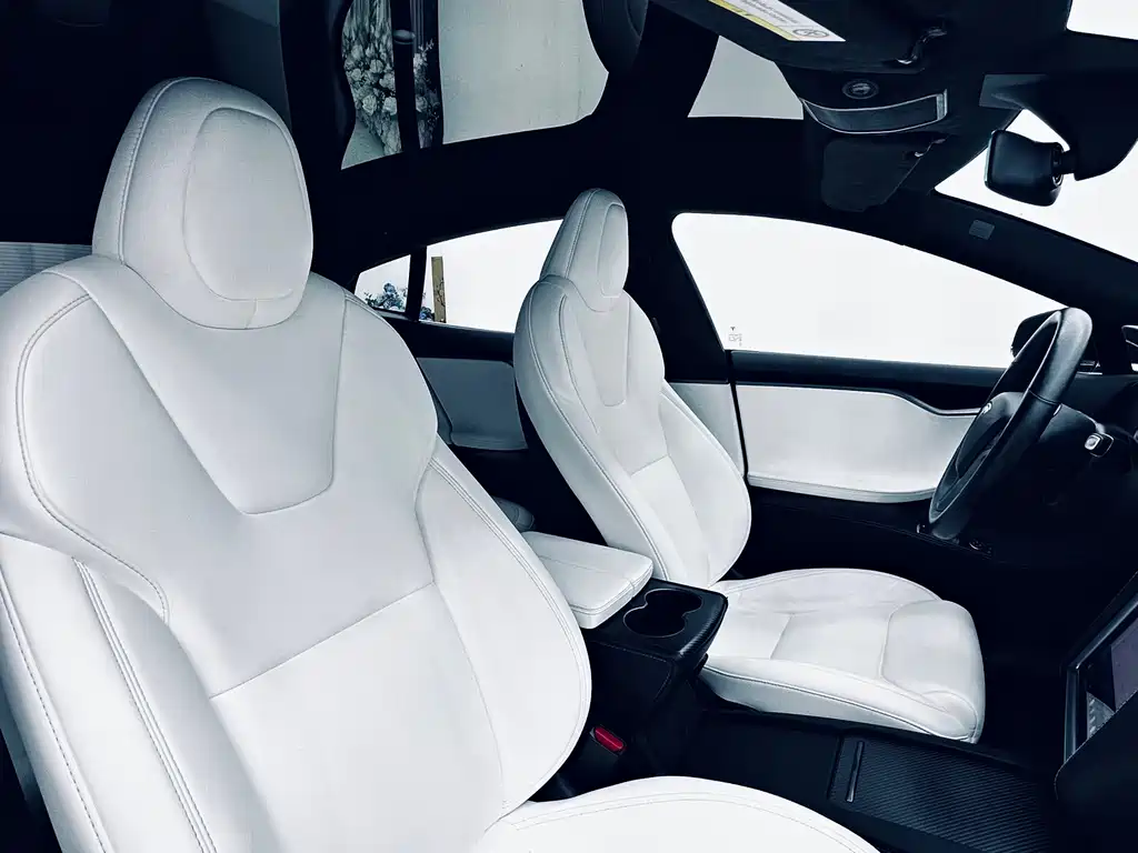 Tesla Model S 2020 — фото 17