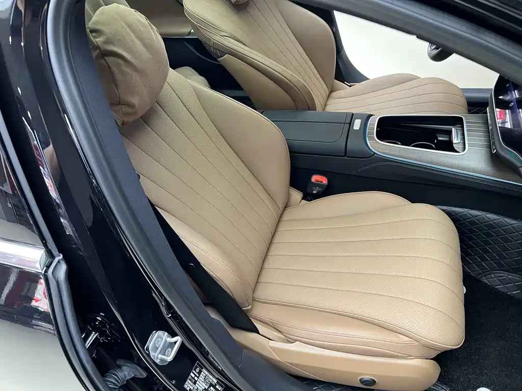 Mercedes-Benz E-Class New Energy 2025 — фото 12