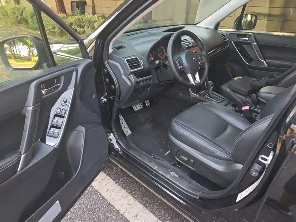 Subaru Forester 2016 — фото 16