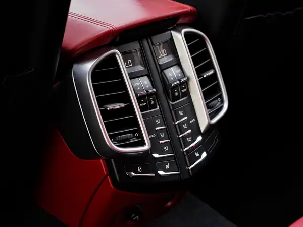 Porsche Cayenne 2017