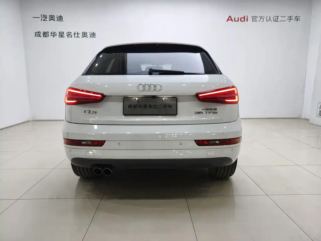 Audi Q3 2016 — фото 15