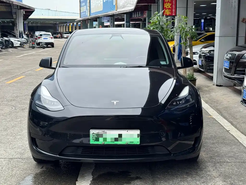 Tesla Model Y 2022 — фото 2