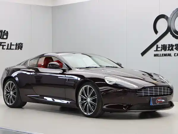 Aston Martin Virage 2012