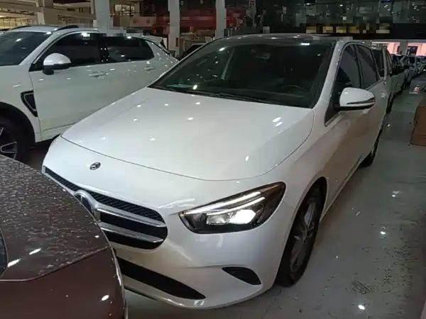 Mercedes-Benz B-Class 2020