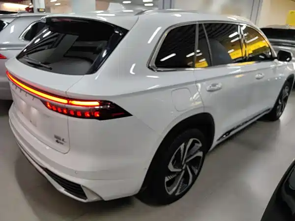 Geely Xingyue L 2021