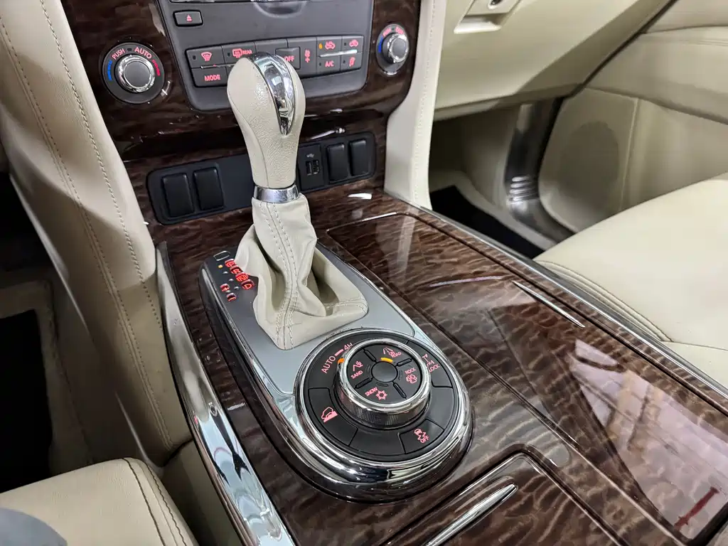 Nissan Patrol 2017 — фото 13