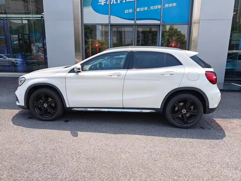 Mercedes-Benz GLA 2019 — фото 7