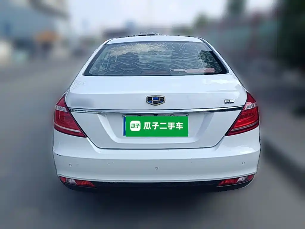 Geely Emgrand 2016 — фото 10