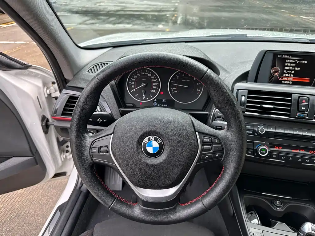 BMW 1 Series 2015 — фото 15