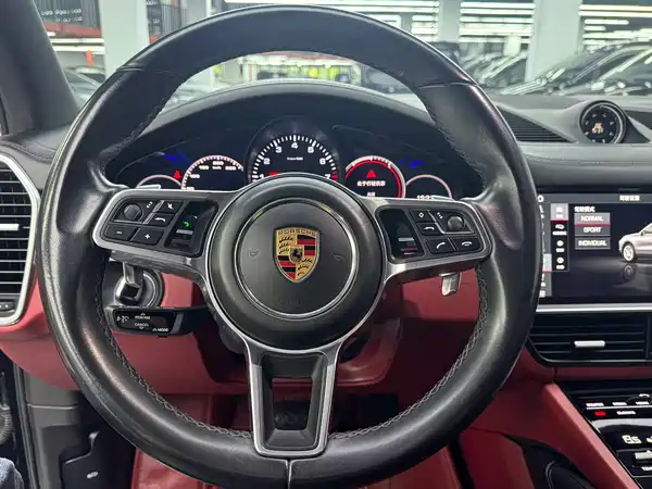 Porsche Cayenne 2019