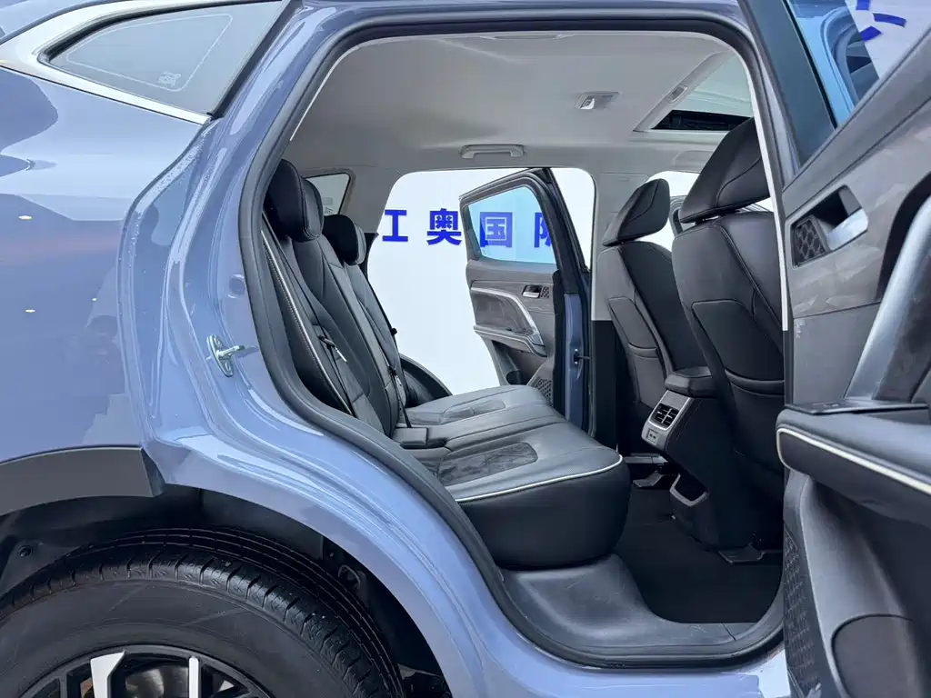 Haval H6 2023 — фото 18