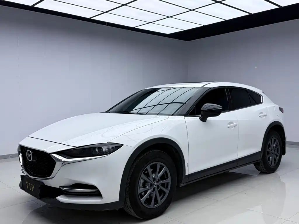 Mazda CX-4 2023 — фото 1