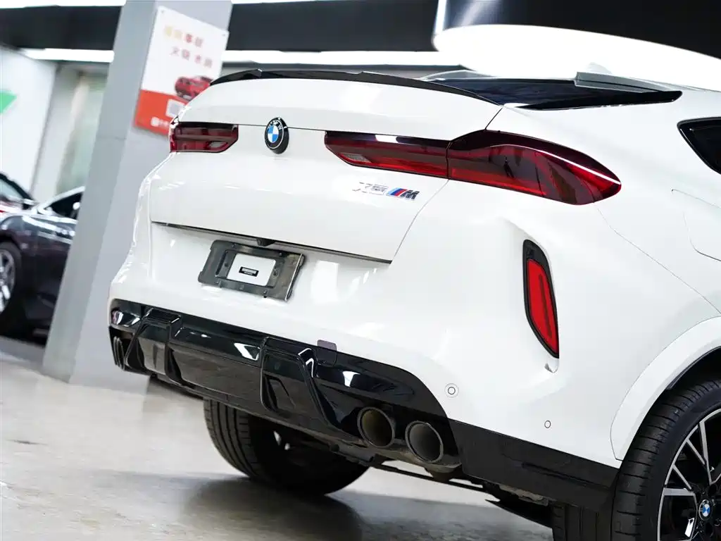 BMW X6 M 2022 — фото 5
