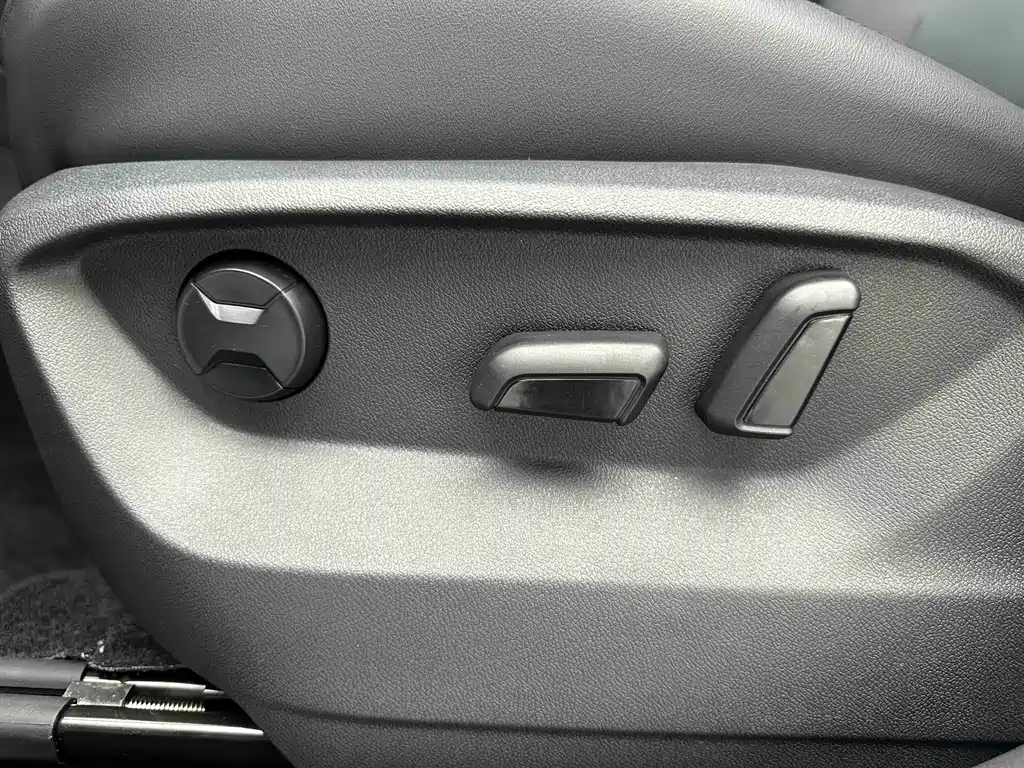 Volkswagen Tharu 2022 — фото 11