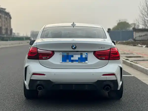 BMW 1 Series 2021