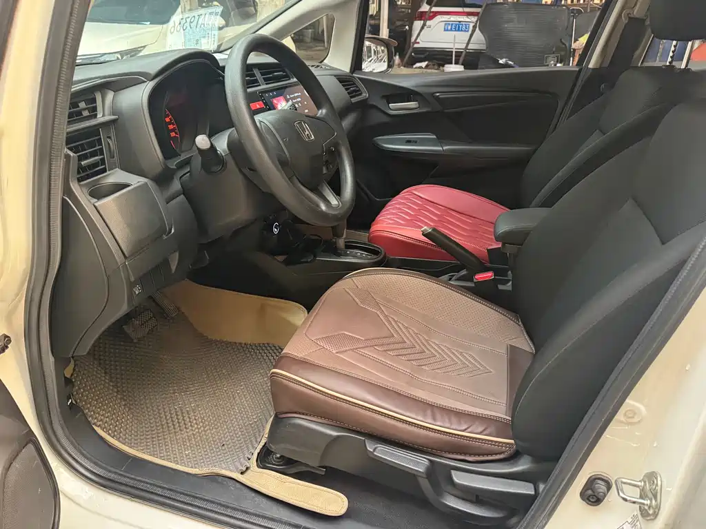 Honda Fit 2015