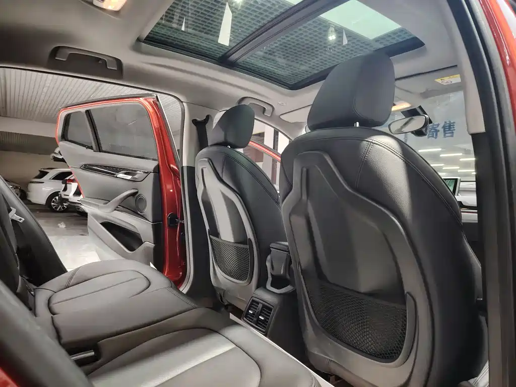 BMW X2 2019 — фото 16
