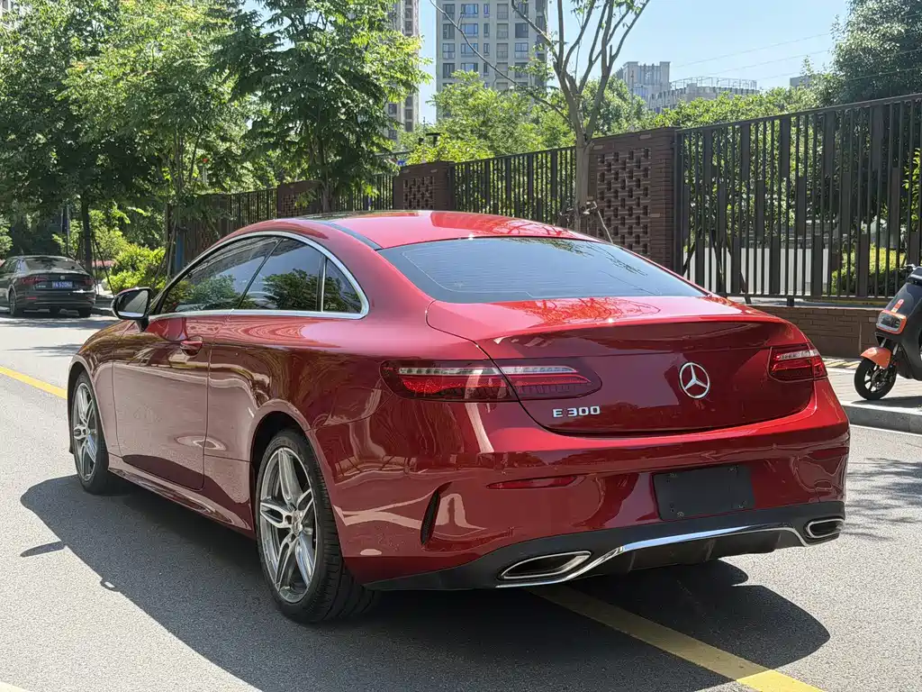 Mercedes-Benz E-Class 2018 — фото 10