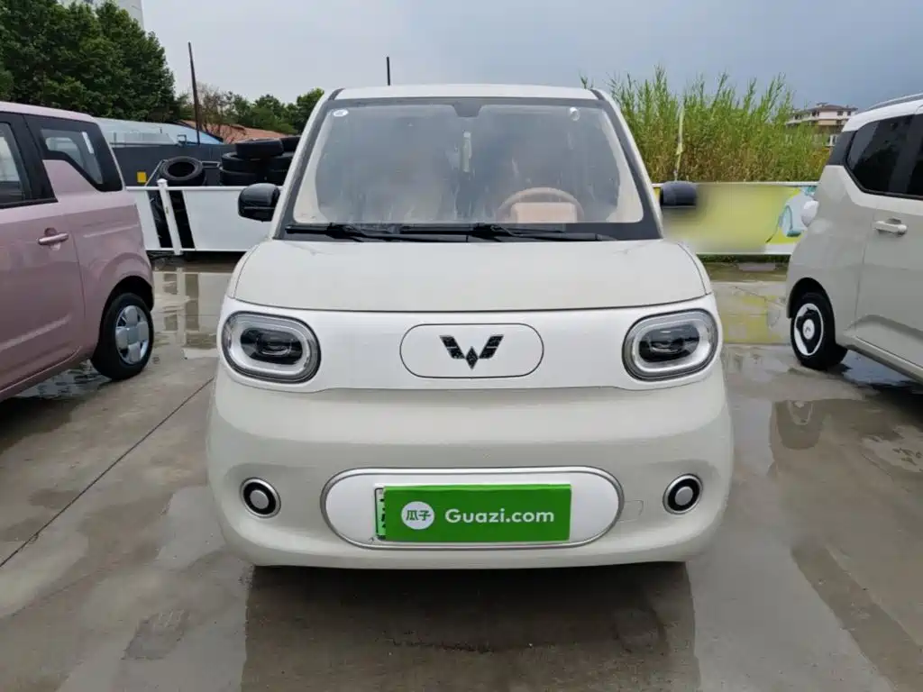 Wuling Hongguang MINIEV 2025