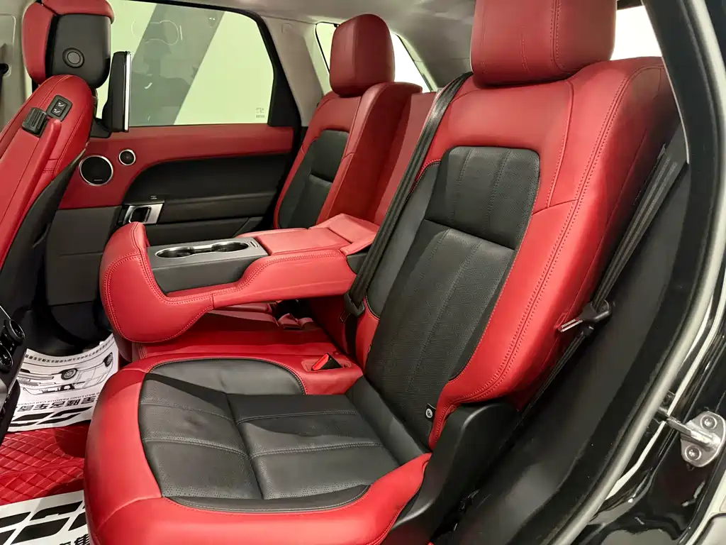 Land Rover Sport 2020 — фото 14