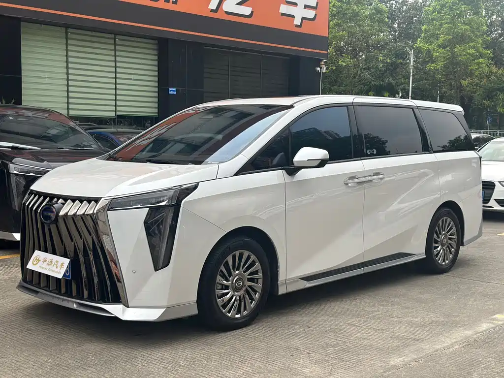 GAC Motor Trumpchi M8 2023 — фото 1
