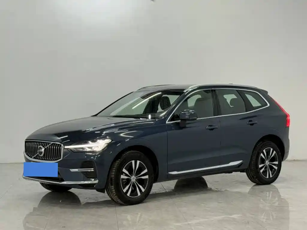 Volvo XC60 2025 — фото 3