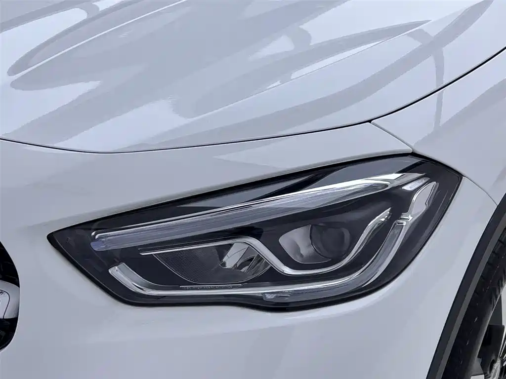 Mercedes-Benz GLA 2020 — фото 13