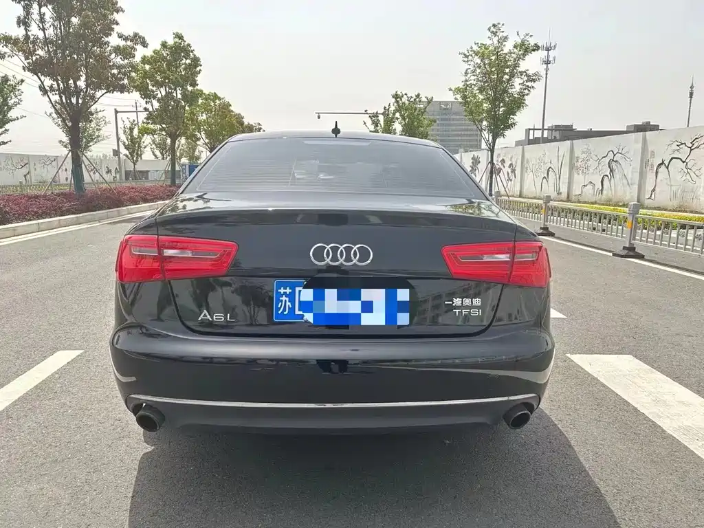 Audi A6L 2014 — фото 4