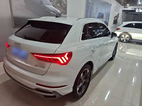 Audi Q3 2022