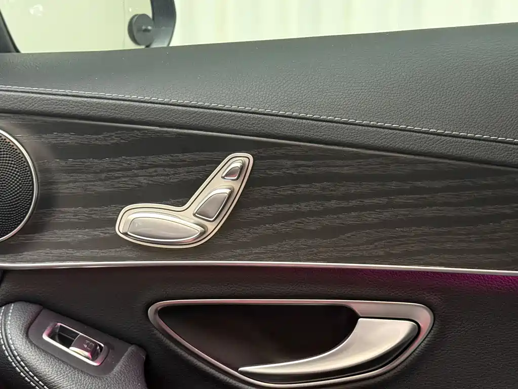 Mercedes-Benz C-Class 2021 — фото 11
