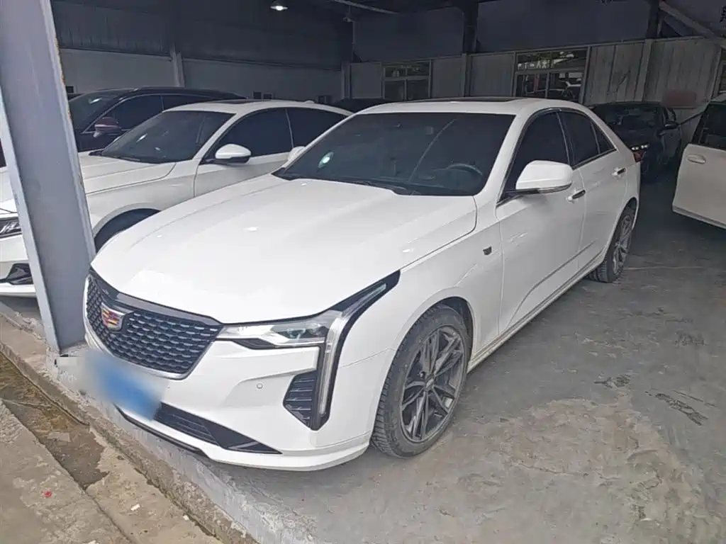 Cadillac CT4 2023
