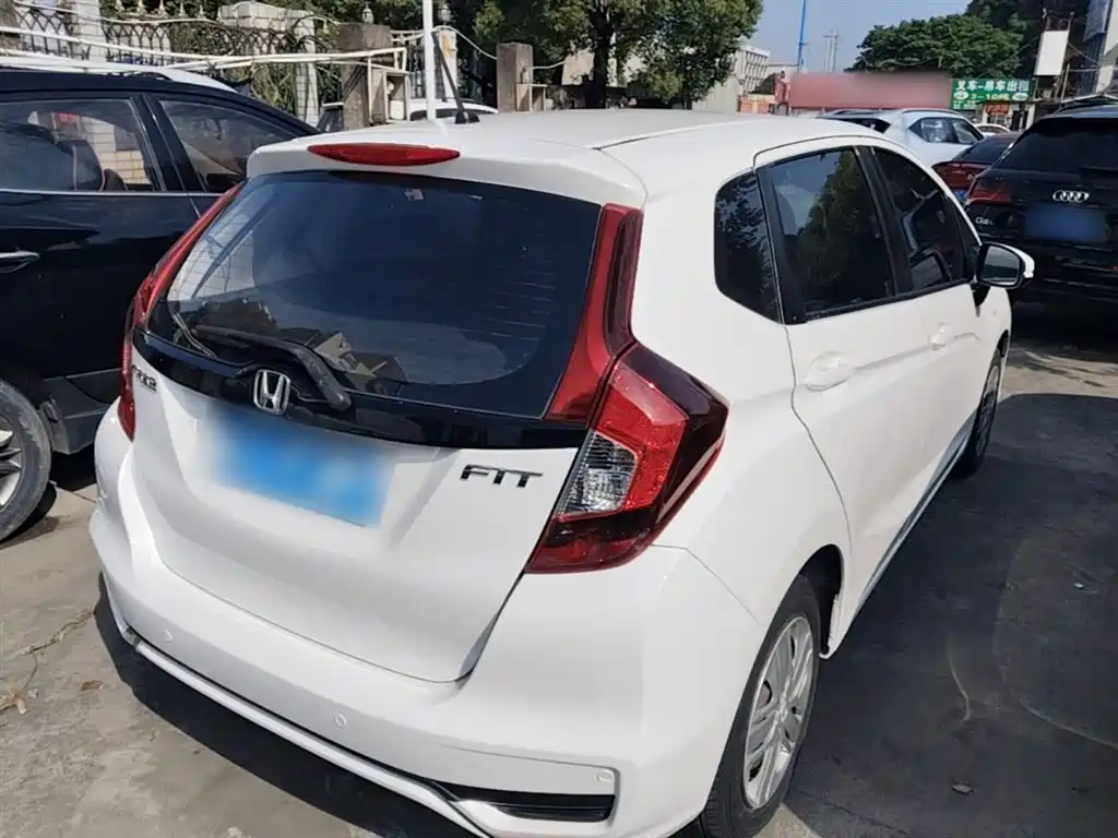 Honda Fit 2019 — фото 7