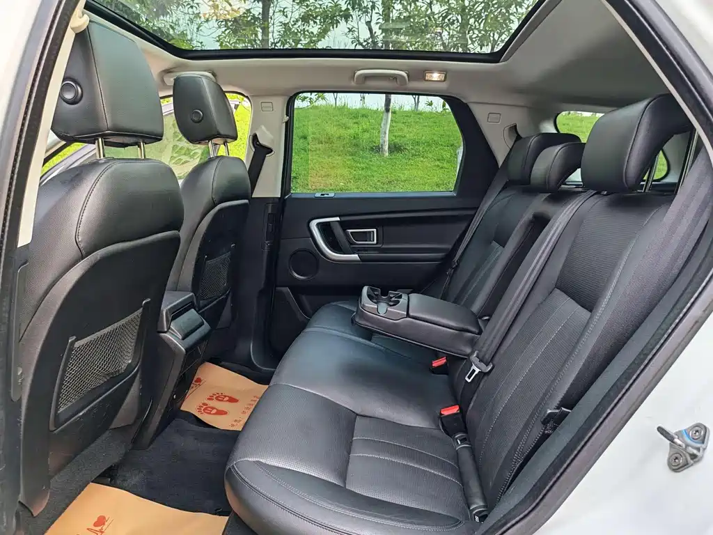 Land Rover Discovery Sport 2016 — фото 15