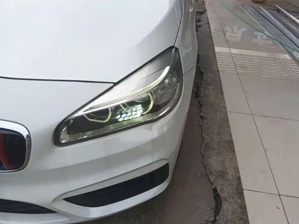BMW 2 Series Active Tourer 2018 — фото 24