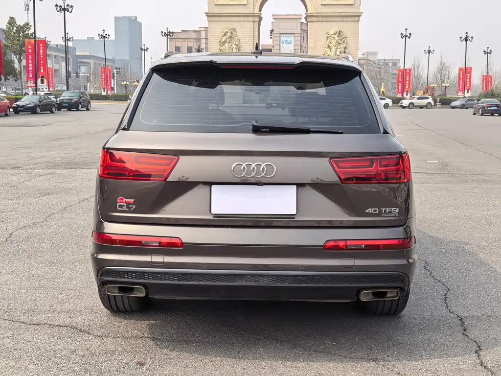 Audi Q7 2018 — фото 4