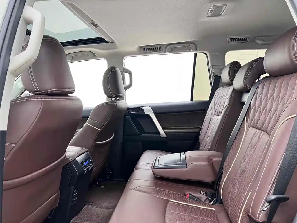 Toyota Prado 2020 — фото 16