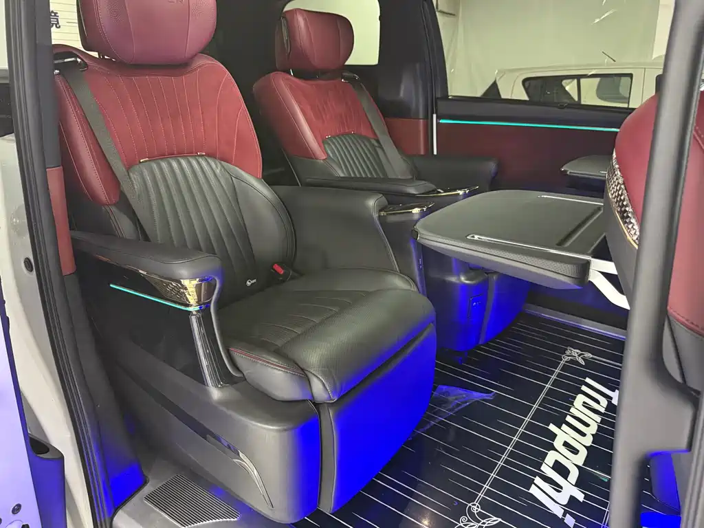 GAC Motor Trumpchi M8 2023 — фото 14
