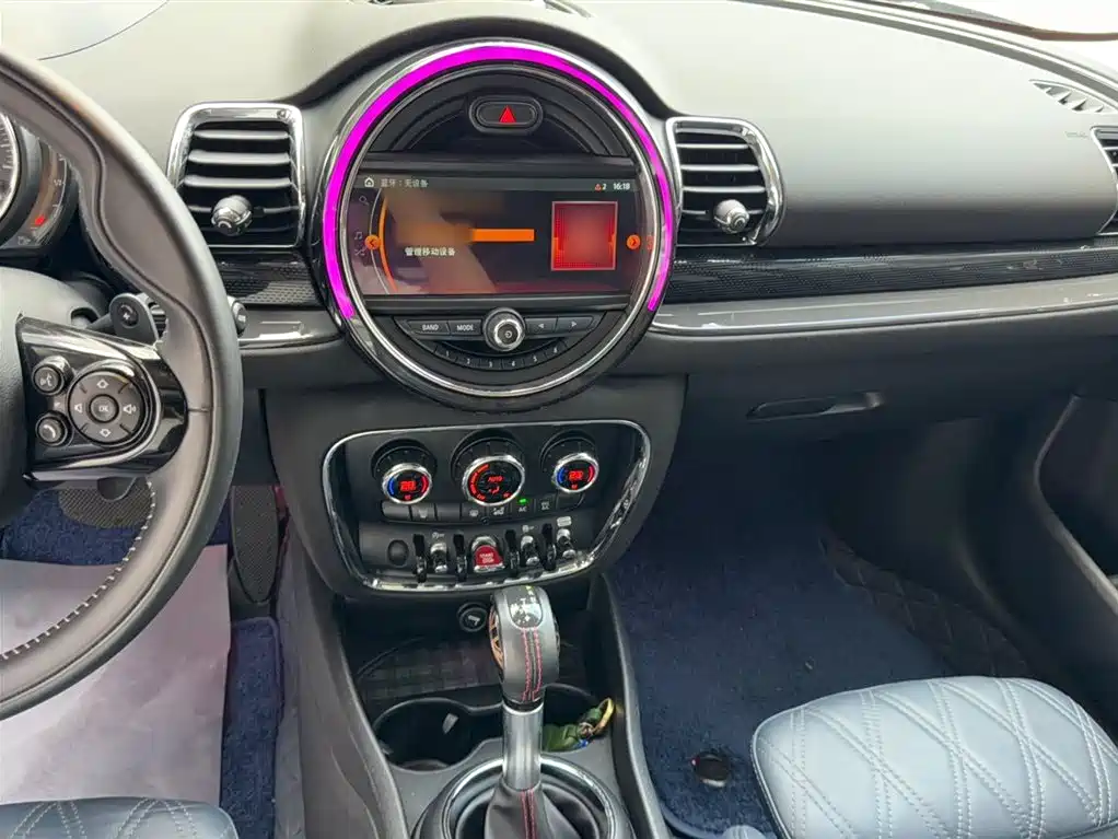 MINI Clubman 2018 — фото 14