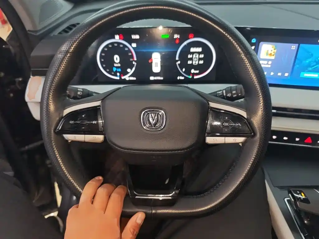 Changan CS75 PLUS iDD 2023 — фото 11