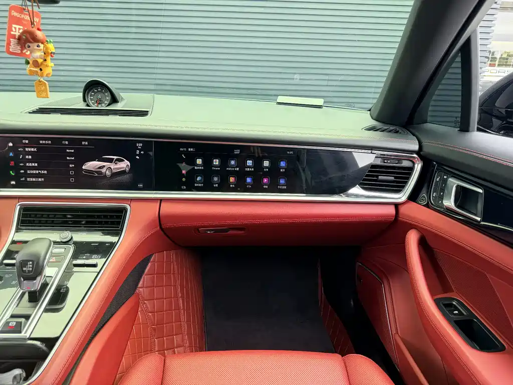 Porsche Panamera 2023 — фото 15