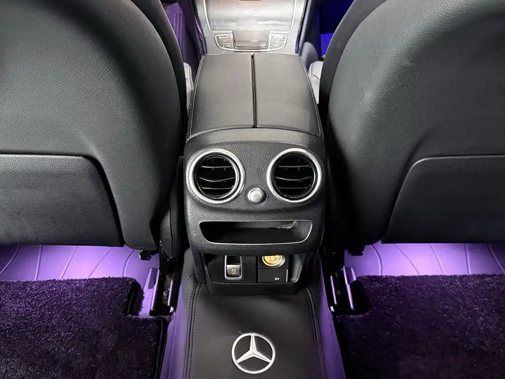 Mercedes-Benz C-Class 2021 — фото 11