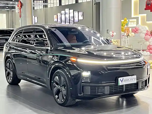 Li Auto L7 2025