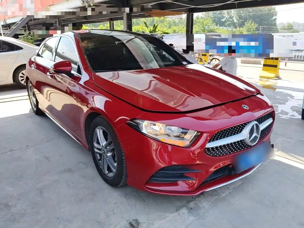 Mercedes-Benz A-Class 2023 — фото 4