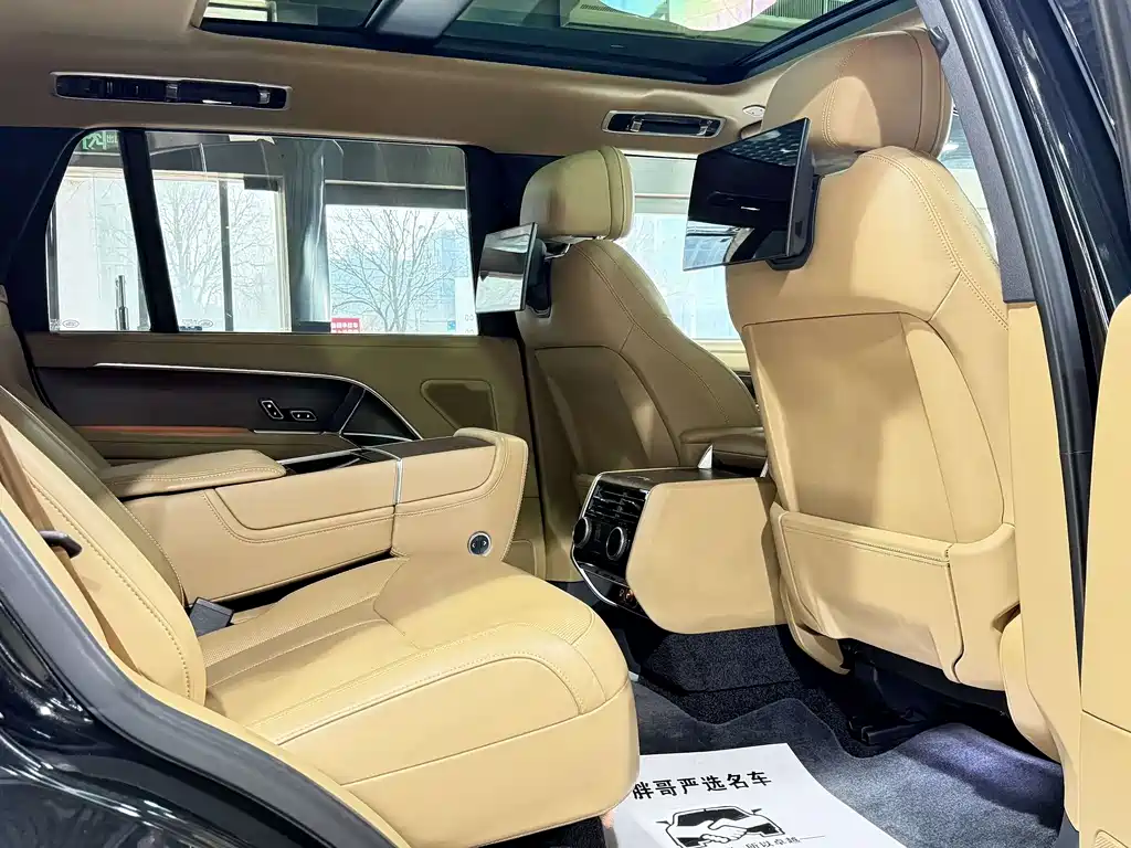 Land Rover Range Rover 2024 — фото 10