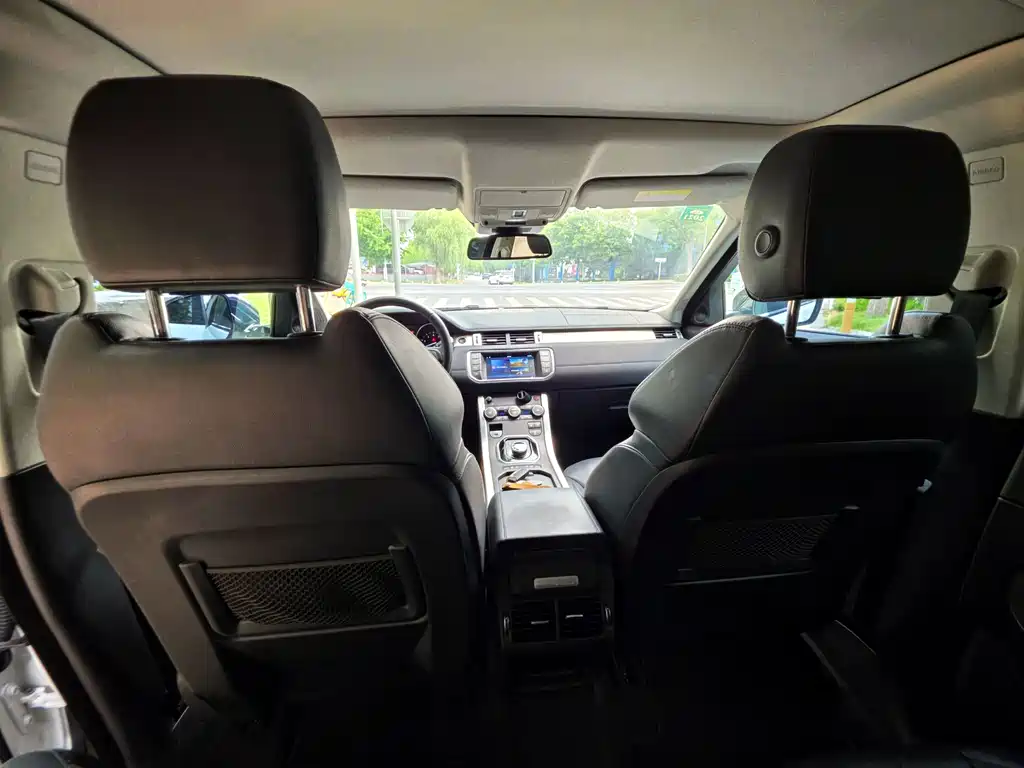 Land Rover Evoque 2017 — фото 17