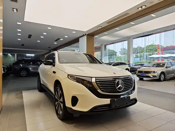 Mercedes-Benz EQC 2020